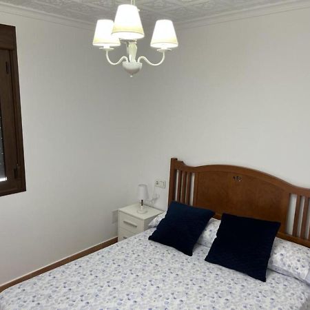 Agradable Casa Familiar En Pliego. Apartman Kültér fotó