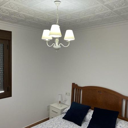 Agradable Casa Familiar En Pliego. Apartman Kültér fotó