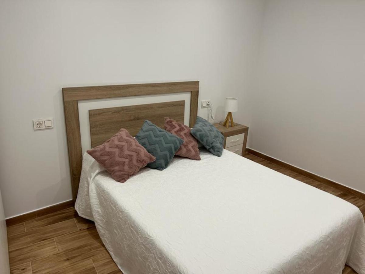 Agradable Casa Familiar En Pliego. Apartman Kültér fotó