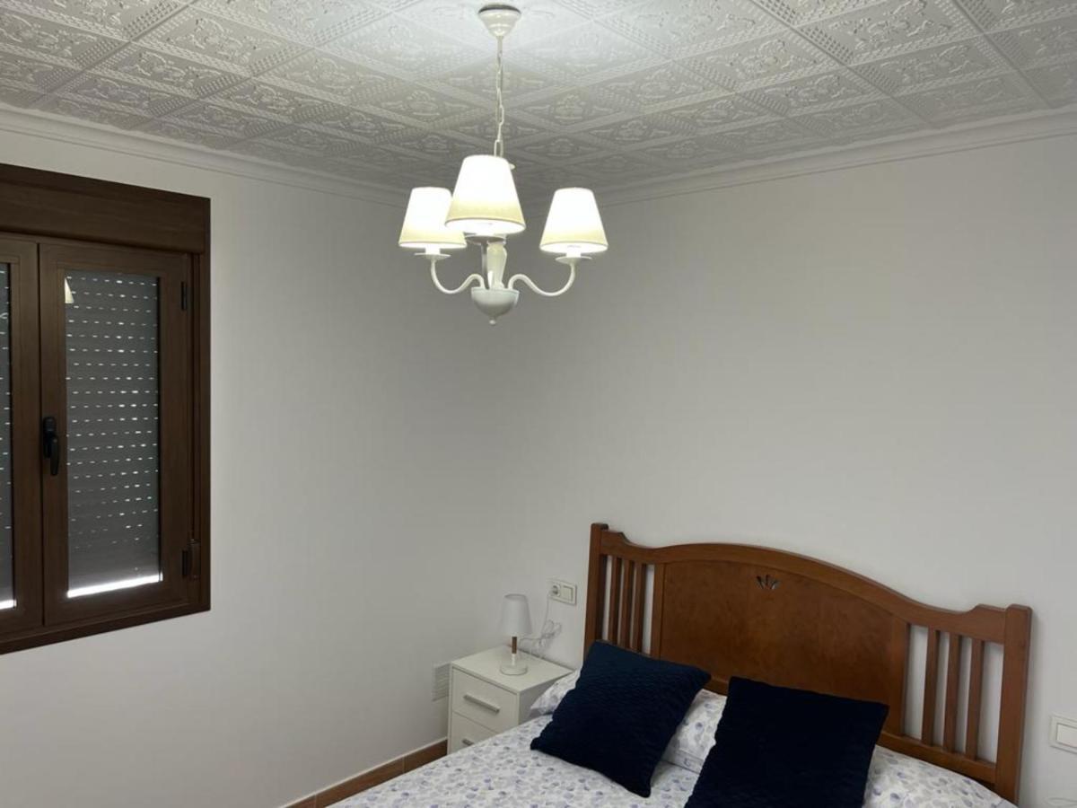 Agradable Casa Familiar En Pliego. Apartman Kültér fotó